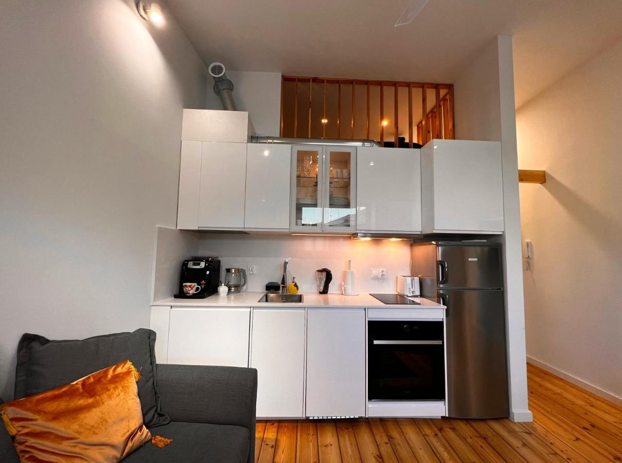 Apartament Calm Przy Rynku Z Klimatyzacja I Parkingiem 凯尔采 外观 照片